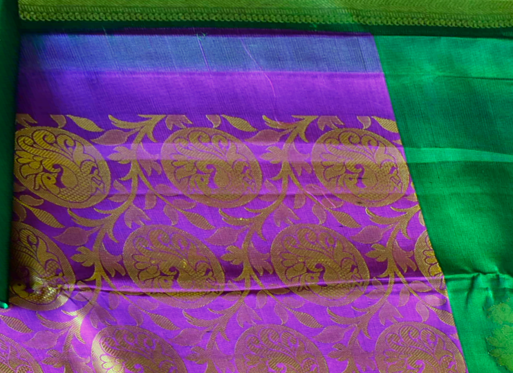 Brocade Pure Kancheepuram Saree with Contrast Border - ST6