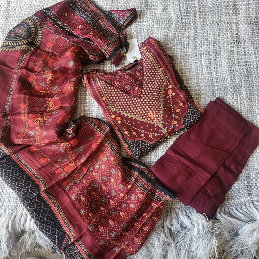 Red & Black Design Salwar Set - CSA17
