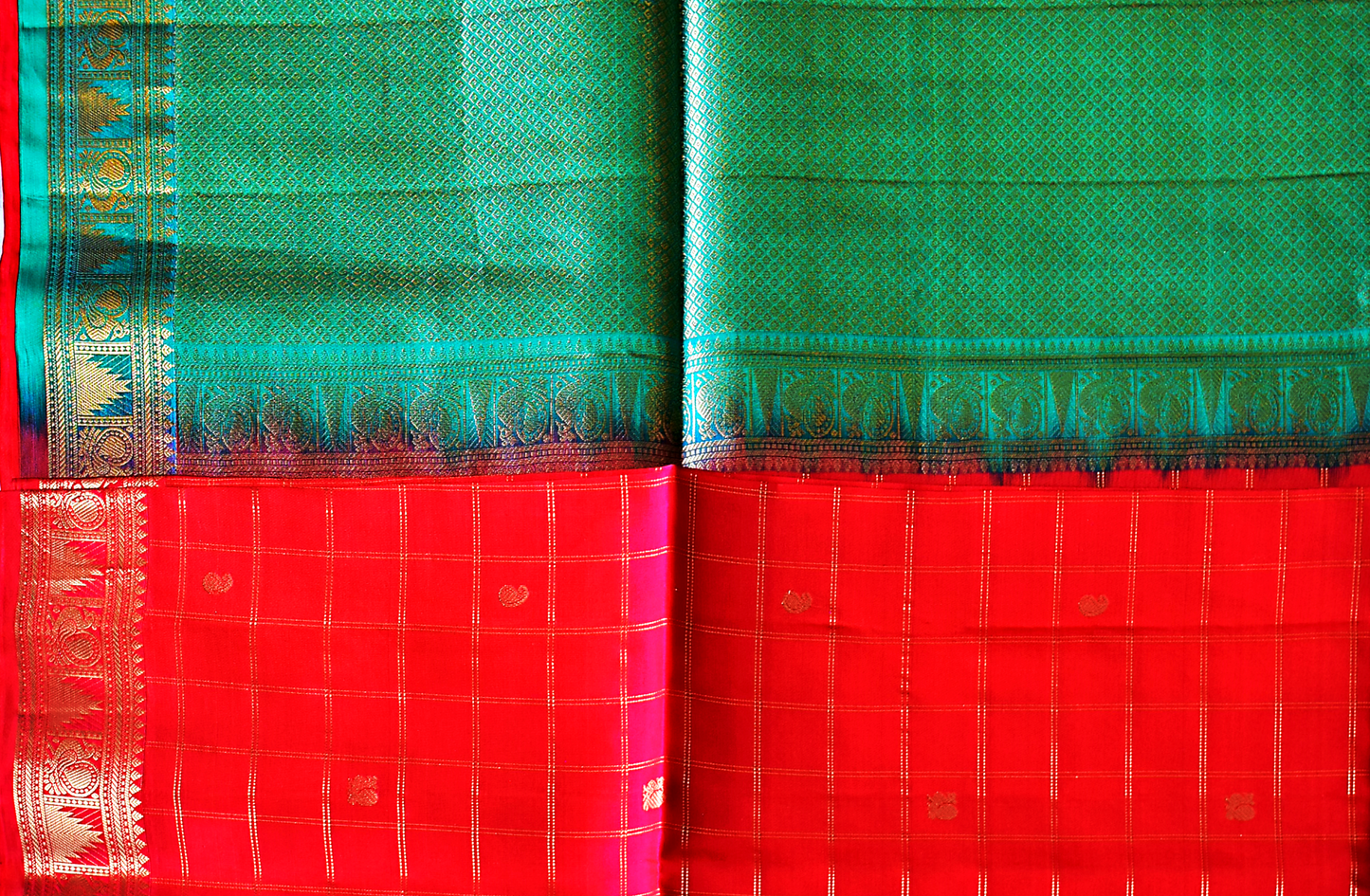 Handwoven Kancheepuram Soft Silk Saree with Contrast Borders - SD13