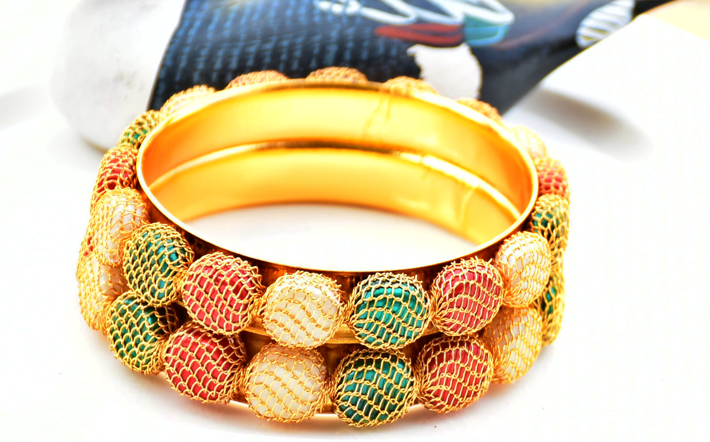 Gold bangle With Marble - J5