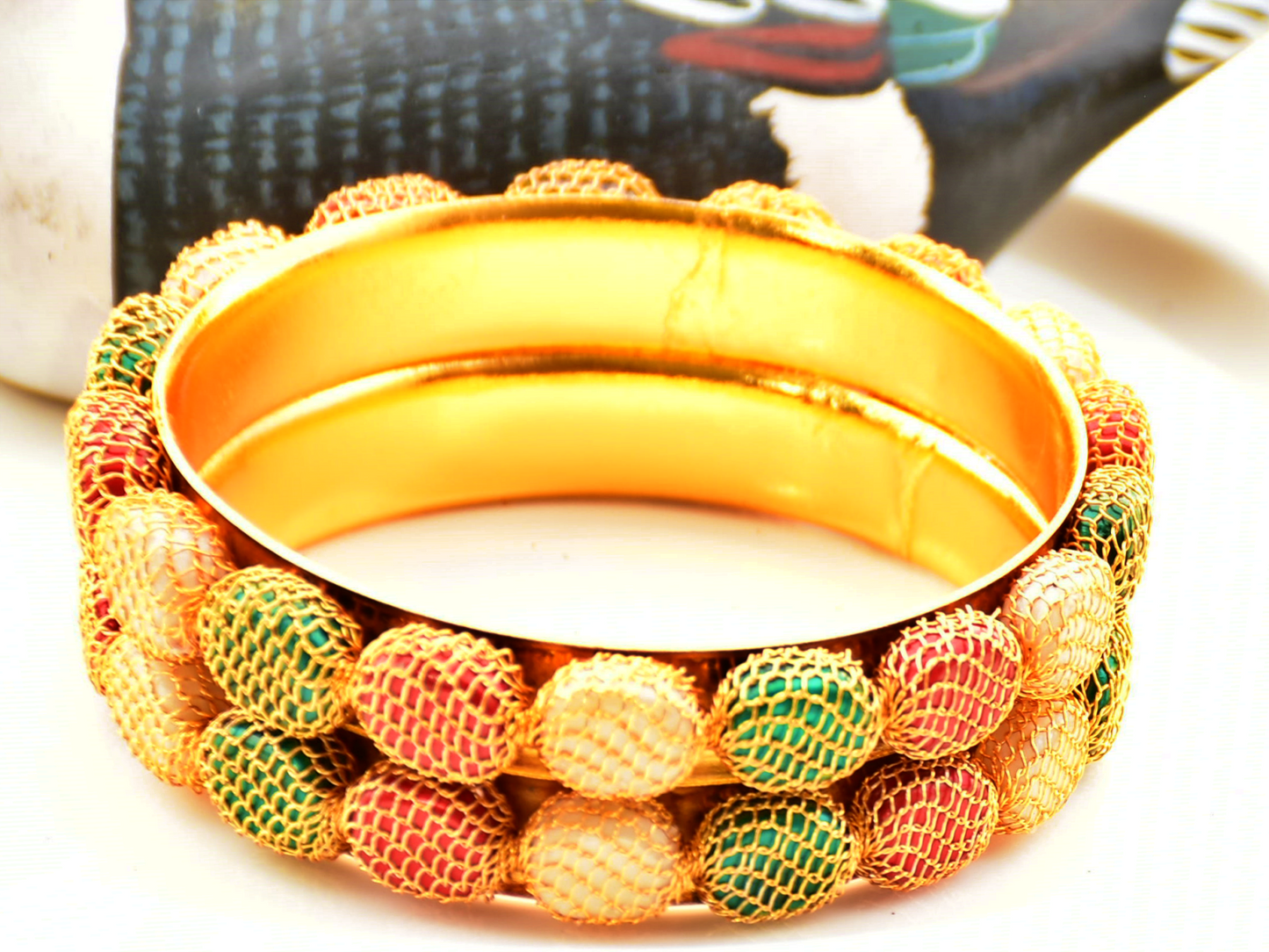 Gold bangle With Marble - J5