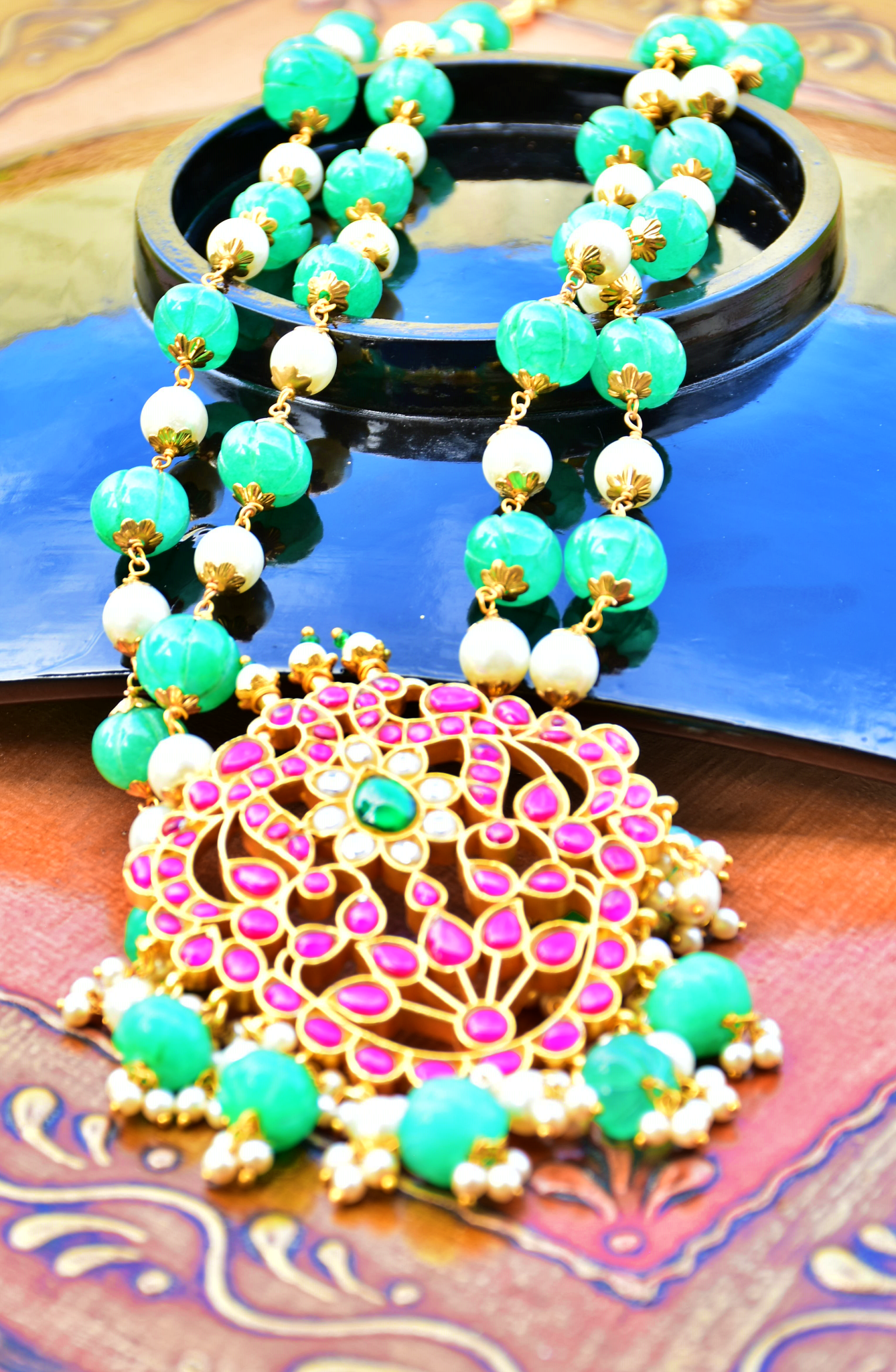 Long Necklace with Kemp Stone Pendant- j8