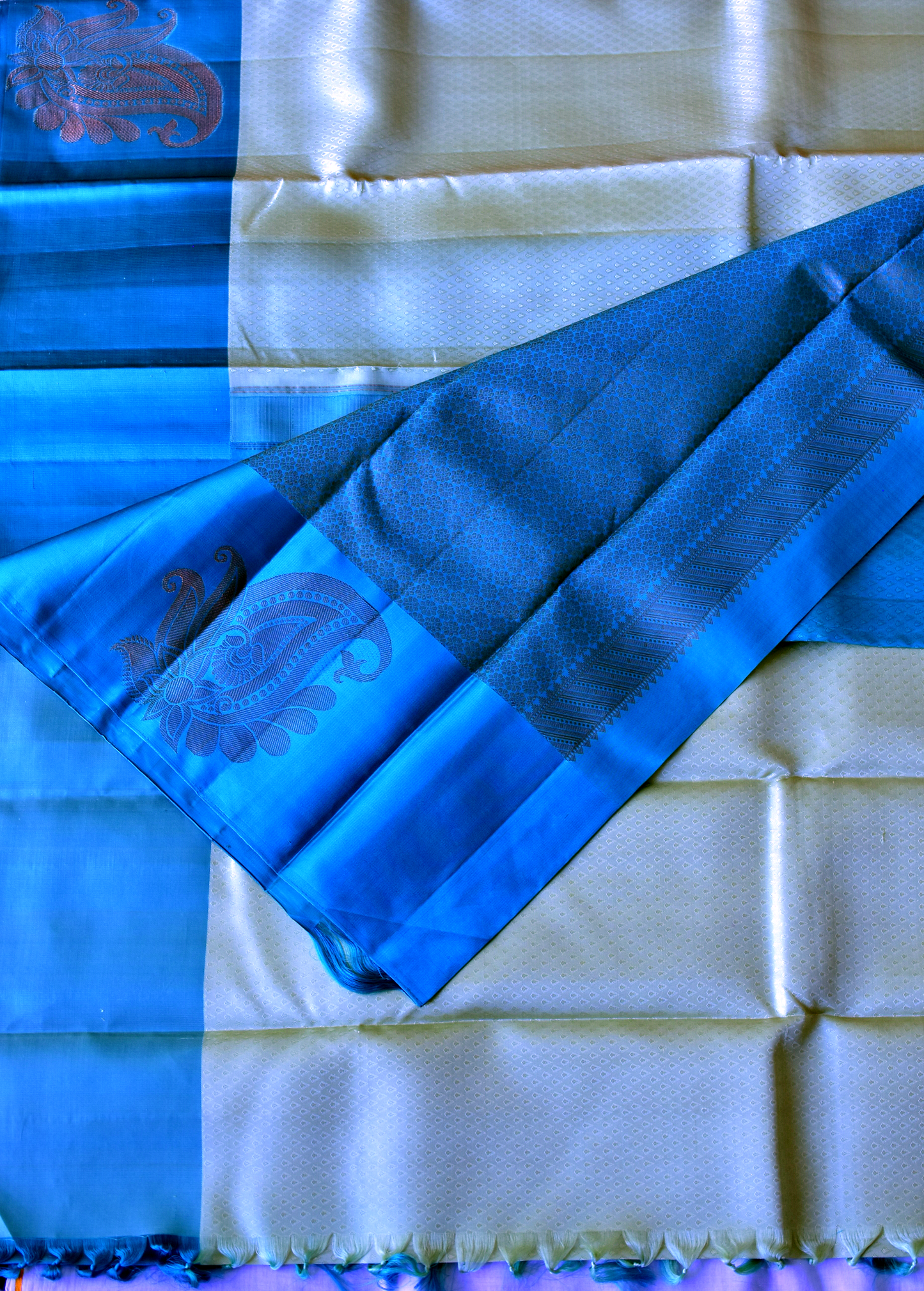 Pure Kancheepuram Sare with Contrast Border - ST5