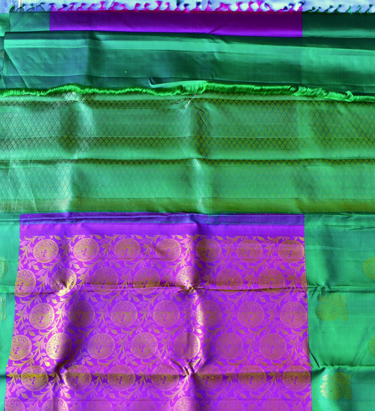 Brocade Pure Kancheepuram Saree with Contrast Border - ST6