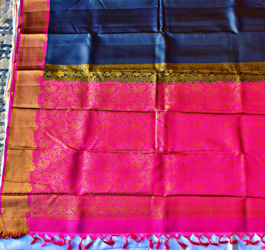 Pure Kancheepuram Saree with Thread Borders-ST1