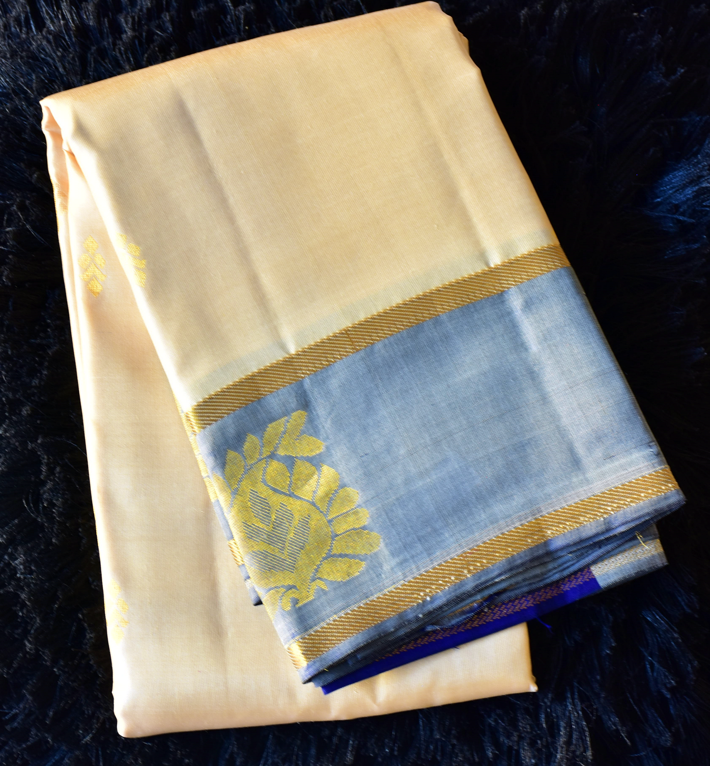 Pure Kancheepuram Saree with Gold Zari Borders - ST4