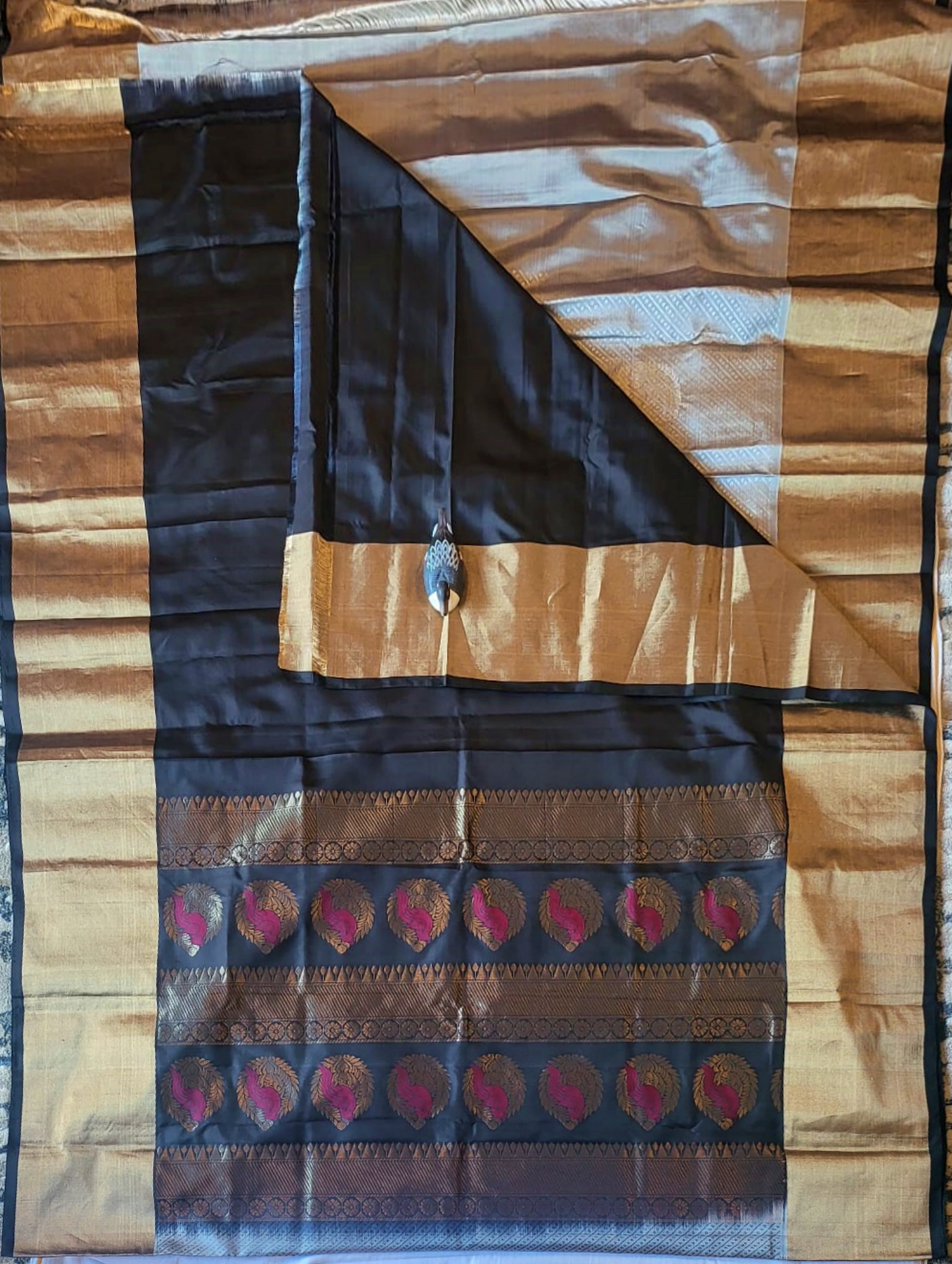 Handwoven Kanchipuram Soft  Saree With Gold Zari Border -SK12